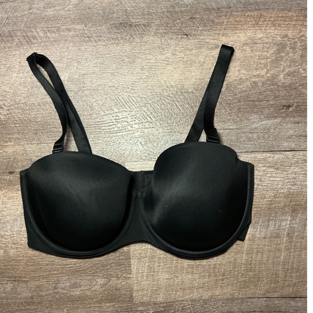 Cacique Black Lightly Lined Multi-Way Straplesss‎ Convertible Bra 40DD Smooth